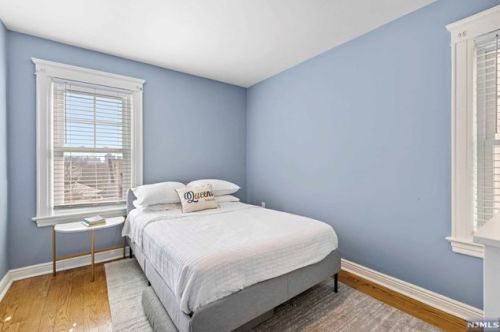333 Undercliff Ave, Edgewater NJ  07020-1216 exterior
