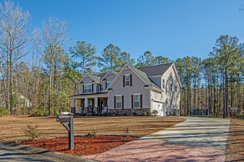 2007 Tacoma Cir, Ridgeville, SC 29472-5858