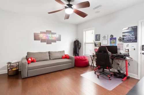 3261 Ferncliff Ln, Atlanta GA  30324-2569 exterior