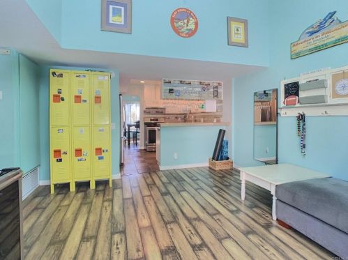 10283 Caminito Toronjo, San Diego, CA 92131-2013