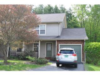 29 Abbey Rd, Williston, VT 05495-4033