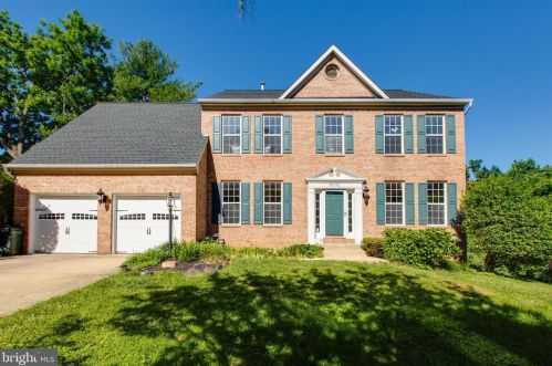 9242 Curtis Dr, Columbia, MD 21045-5279