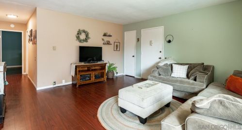 9547 Caminito Toga, San Diego, CA 92126-4003