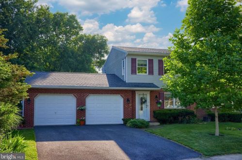 1026 Monticello Ln, Lancaster, PA 17603-9407
