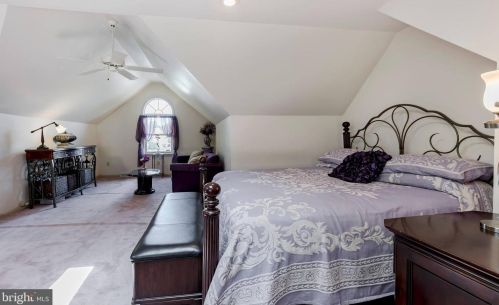 2616 Standardbred Dr, Lancaster PA  17603-4161 exterior