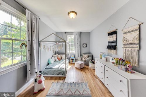 9227 Mintwood St, Silver Spring MD 20901-3523 exterior