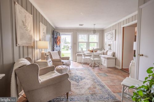 221 Clearview Rd, Hanover PA 17331-1311 exterior