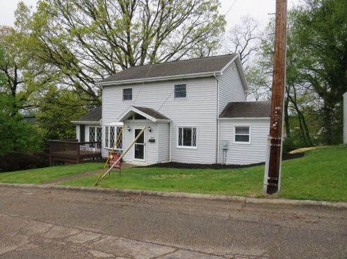 203 Home St, New Kensington PA  15068-5816 exterior