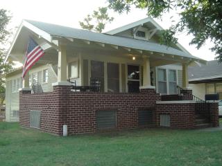 232 College Ave, Tulsa OK  74104-2122 exterior