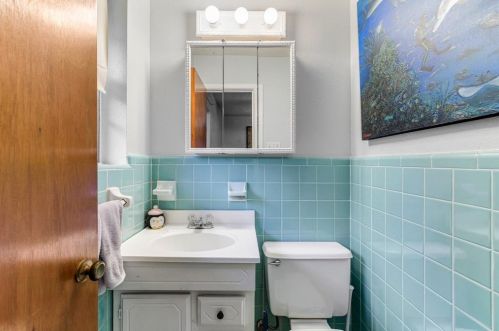 1225 Oriole Ln, Garland TX 75042-8024 exterior