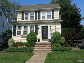 111 Thompson St, Dumont, NJ 07628-2429