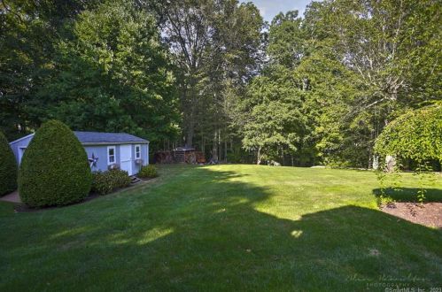 3 Driftwood Ln, Norwalk, CT 06851-1107