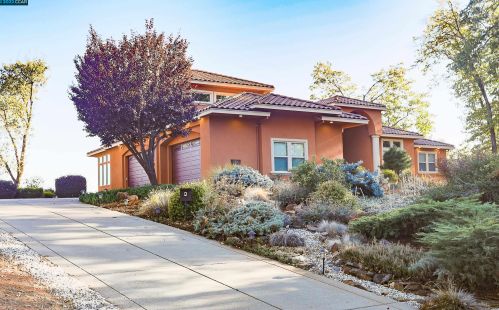 5100 Bella Vista Cir, Michigan Bluff, CA 95631-9231