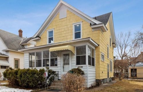 1450 Charles Ave, Saint Paul MN  55104-2401 exterior
