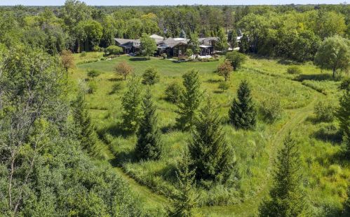 2500 Telegraph Rd, Bannockburn IL  60015-1540 exterior