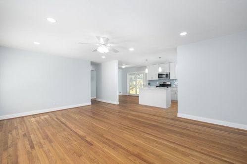 3044 Kammeyer Ln, Atlanta, GA 30341-5132