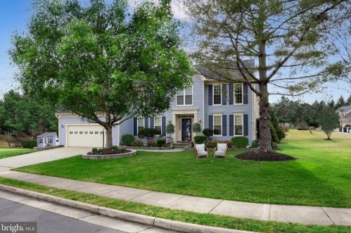 3691 Thomasson Crossing Dr, Triangle, VA 22172-2021
