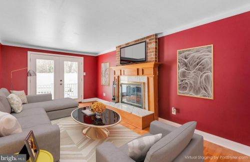 201 Newport Dr, Severna Park MD exterior