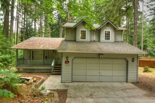 22628 Brookside Ct, Yelm, WA 98597-8907