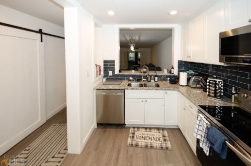4143 Stillwater Dr, Duluth GA  30096-5594 exterior