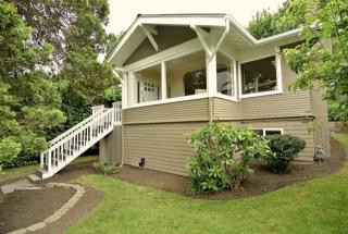 3029 23rd Ave, Seattle, WA 98144-5917
