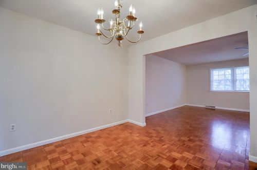 2860 Southwick Dr, Lancaster PA  17601-3549 exterior