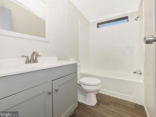 27 Bluegill Dr, Harpers Ferry WV  25425-2507 exterior