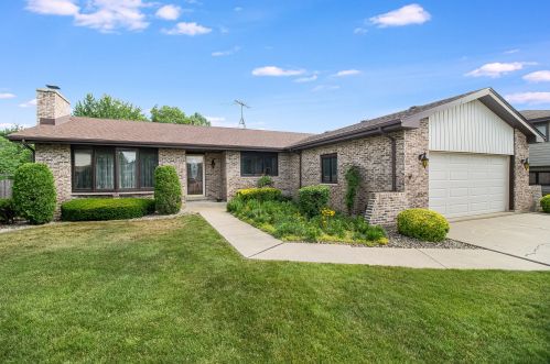 10925 Stephen Ct, Mokena, IL 60448-1020