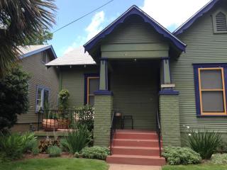 4412 Red River St, Austin TX  78751-4010 exterior