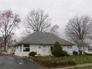 7 Dobson Rd, Edison, NJ 08817-4126