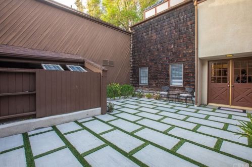 9439 Friendly Woods Ln, Whittier CA 90605-1657 exterior