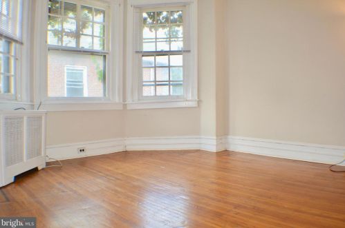 510 Manheim St, Philadelphia PA  19144-4704 exterior