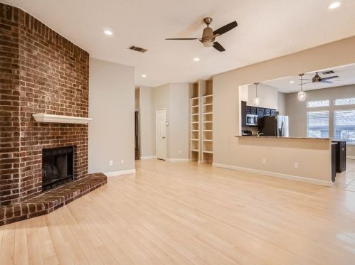 6003 Brown Rock Trl, Austin TX  78749-3314 exterior