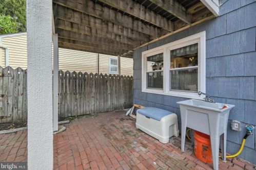 316 Walnut St, Hanover PA 17331-2536 exterior