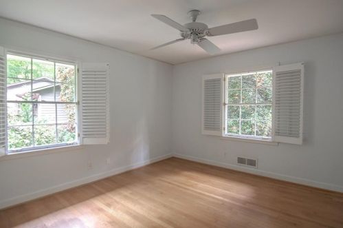 100 Finchley Ct, Atlanta GA  30328-2034 exterior