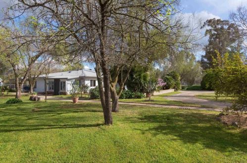 1755 Elm St, Ramona, CA 92065-1168