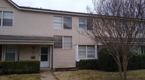 4811 Rollingwood Ct, Garland TX  75043-3428 exterior