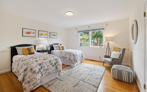 911 Echo Dr, Los Altos CA  94024-4874 exterior