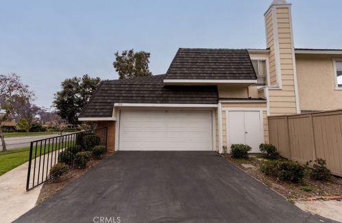 120 Yale Loop, Irvine CA  92604-3621 exterior