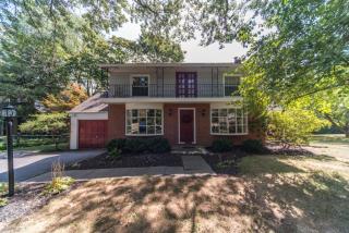 30 Glen Moore Cir, Lancaster, PA 17601-4024