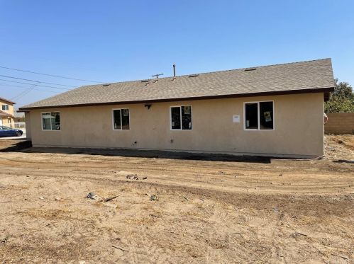 941 Fernando St, Colton, CA 92324-3550