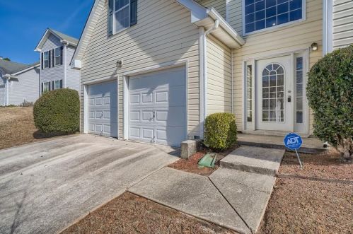 4479 Persian Ct, Lithonia, GA 30039-3301