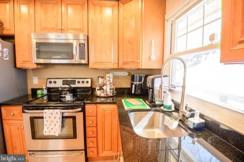 1009 Rosemere Ave, Silver Spring MD 20904-3007 exterior