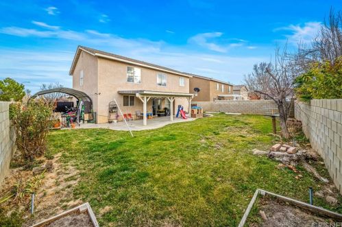 45441 Pickford Ave, Lancaster CA 93534-5147 exterior