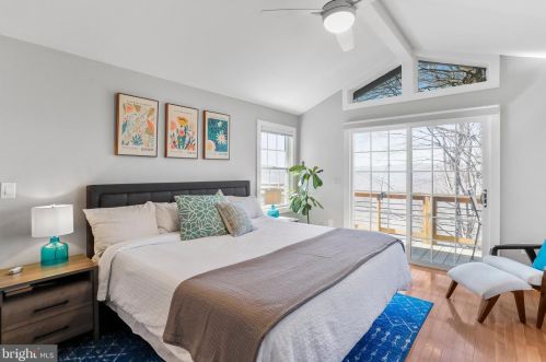 1034 Toms Knob Approach, Lost City WV 26810-8428 exterior