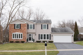 1462 Mccormick Pl, Wheaton IL  60189-7137 exterior