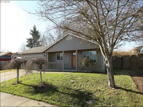 608 Pioneer St, Grand Island, OR 97114-7461