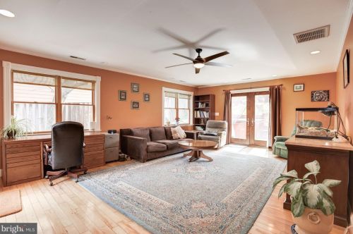 716 Silver Spring Ave, Silver Spring MD 20910-4615 exterior