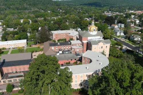 513 Plane St, Hackettstown NJ  07840-1107 exterior