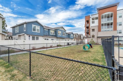 116 Resaca Dr, Sandy UT  84070-2076 exterior